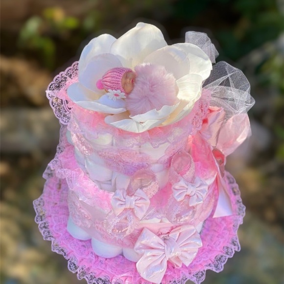 flower diaper cake